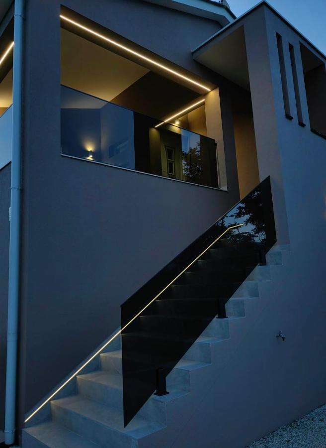Apartment 4Reasons Razanac Exterior photo